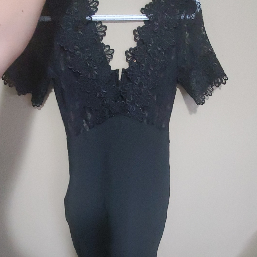Dress - Picture 2 of 4